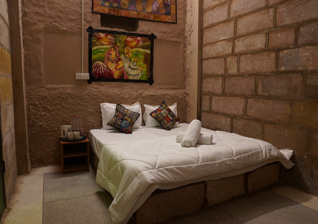 Kashmir Honeymoon Tour Package